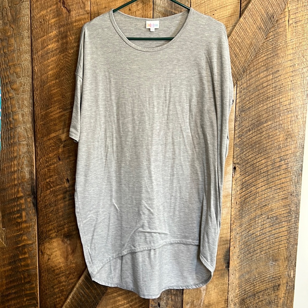 Lularoe light gray Irma shirt size XS